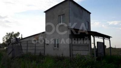 Продаю дом 4-ком., 100кв. м., этаж-2, 10000-сот., стена кирпич, с. Сокулук .