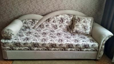 Продаю софу (диван)
