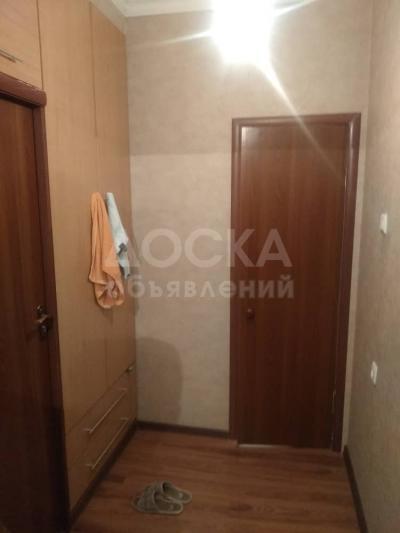 Продаю 2-комнатную квартиру, 68кв. м., этаж - 6/9, улан-2.