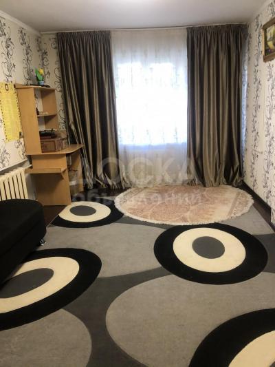 Продаю 2-комнатную квартиру, 42м2кв. м., этаж - 2/4, проспект Чынгыза Айтматова 75.