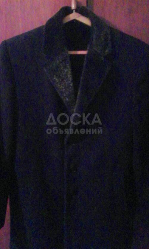 Продаю пальто классическое из чистого кашемира