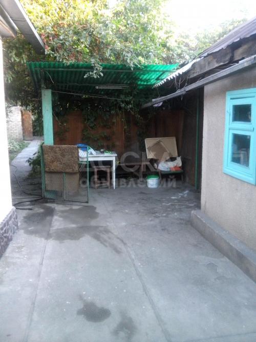 Продаю дом 4-ком., 55кв. м., этаж-1, 7-сот., стена саман, район Кызыл-Аскер, ул.Арзамасская.