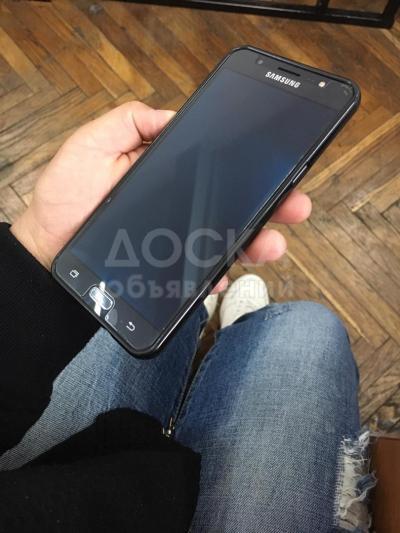 Samsung Galaxy J7