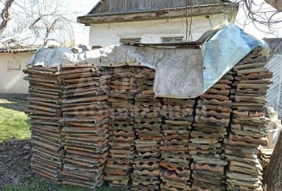 Черепица кровельная керамическая, б/у 65 кв.м.