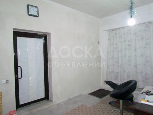 Продаю коммерческую недвижимость офисное помещение 75кв. м., центр, в г.Бишкек по ул. Шевченко + ул.Фрунзе (около пересечения с ул.Турусбекова), рядом с корпусом КН Университета,