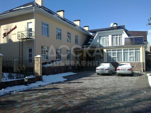 Продаю коммерческую недвижимость здания 400кв. м., Кара-Кол Центр.