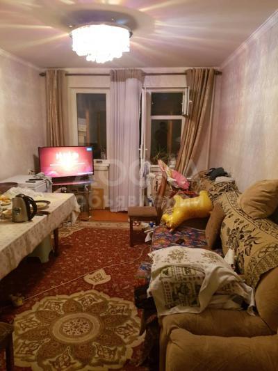 Продаю квартиру 3-ком., 58кв. м., этаж - 3/4, 6 мкр..