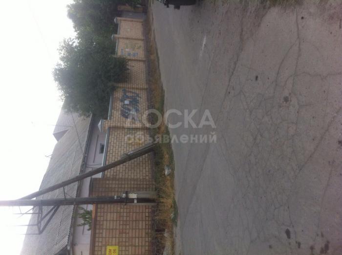 Продаю 5-ком., 96кв. м., этаж-1, 5.65-сот., стена саман, Кропоткина/джантошева,