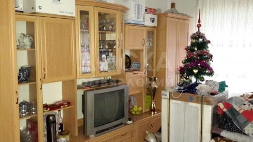 Продаю квартиру 3-ком., 79кв. м., этаж - 1/4, чуй 47,