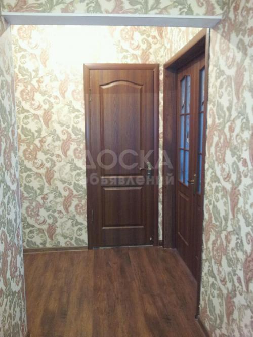 Продаю квартиру 2-ком., 70 кв.кв. м., этаж - 9/9, г. Бишкек ул. Айтматова д.3/1 кв. 25 (пер. Салиева),