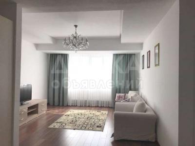 Продаю 2-комнатную квартиру, 56кв. м., этаж - 10/10, Киевская.