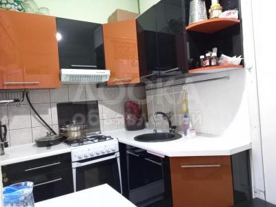 Продаю 1-комнатную квартиру, 34кв. м., этаж - 1/9, 5 мкр.