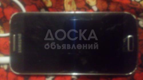 S4 mini С4 мини оперативка 1,5 гига память 8 гига .раздает вайфай есть 4G