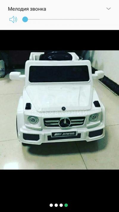 Продаю детскую машинку на акумуляторе