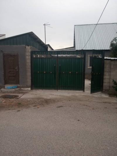 Продаю Новый Дом в с.Новопокровка .6 комнат+3*4 помещение под бизнес,7 соток,паровое  отопление, вода. с мебелью  Б/п.   тел:0550382488