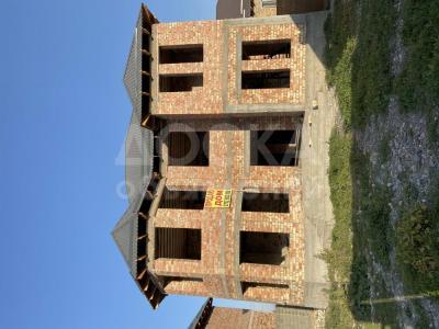 Продаю дом 6-ком. 260кв. м., этаж-2, 4-сот., стена кирпич, Лебединовка, Биримдик Кут.