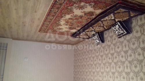 Продаю квартиру 3-ком., 72 квкв. м., этаж - 4/9, Верхний Джал ,