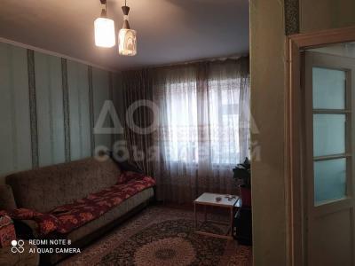 Продаю 1-комнатную квартиру, 30кв. м., этаж - 1/3, Мира/Ахунбаева .