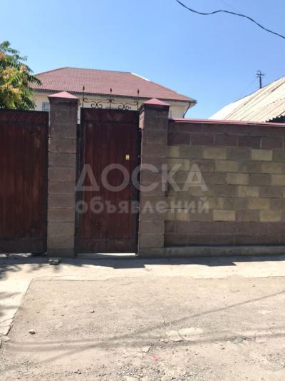 Продаю дом 3-ком. 58кв. м., этаж-1, 4-сот., стена саман, Горький/Ошский .