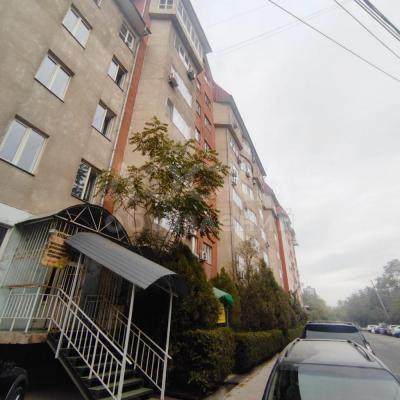 Продается 6 комнатный Пентхаус район Токтогула/ Уметалиева