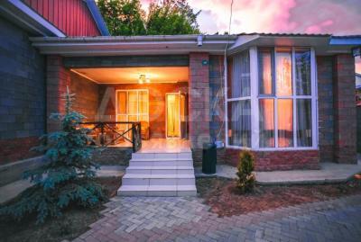 Продаю 1-комнатную квартиру, 30кв. м., этаж - 1/1, Кош Коль.