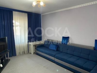 Продаю 3-комнатную квартиру, 64кв. м., этаж - 9/9, Восток-5.