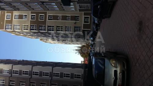 Продаю квартиру 3-ком., 104кв. м., этаж - 10/10, Ул.Коенкозова/Чуйкова.