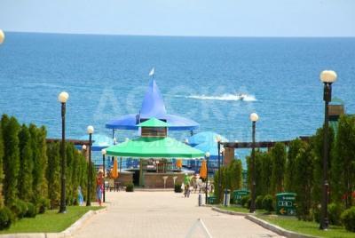 Продаю коттедж 50-ком., 60кв. м., этаж-1, 01-сот., стена кирпич, тамчы.