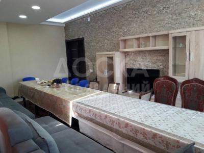 Продаю квартиру 3-ком., 106кв. м., этаж - 8/10, боконбаева/исанова.