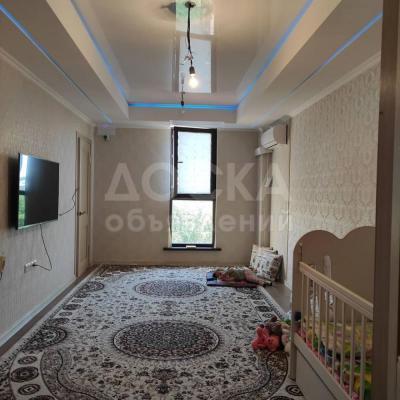 Продаю 2-комнатную квартиру, 45кв. м., этаж - 5/6, Жибек Жолу/Фучика .