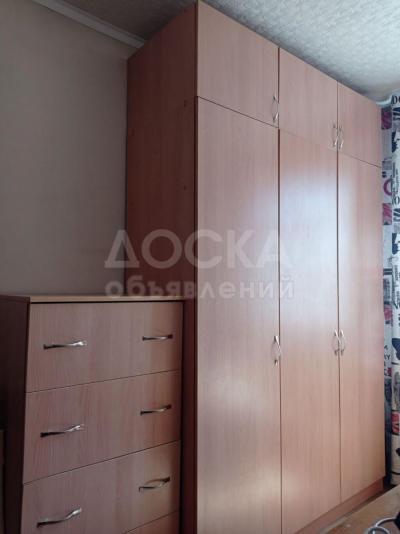 Шифоньер с комодом!