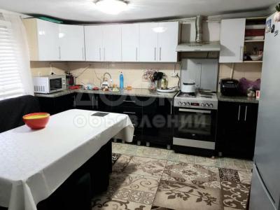 Продаю дом 8-ком. 184.1кв. м., этаж-2, 4.5-сот., стена другое, Боталиева Щербакова .