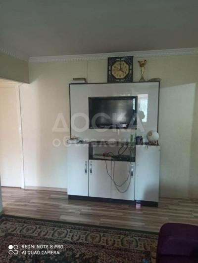 Продаю 3-комнатную квартиру, 68кв. м., этаж - 2/5,  Московская Тимирязева .