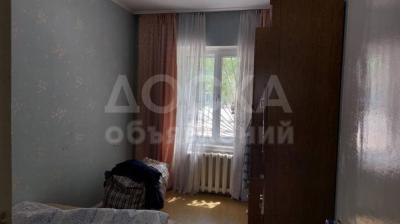 Продаю 4-комнатную квартиру, 78кв. м., этаж - 1/9, 12мкр, ДК