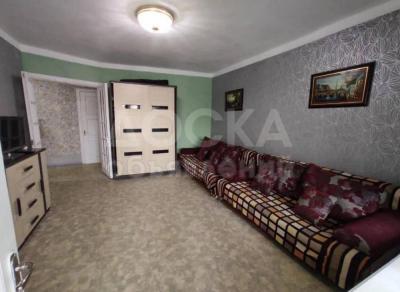 Продаю 2-комнатную квартиру, 70кв. м., этаж - 2/5, ул.Киевская х ул.Абдрахманова, маг."Лион"