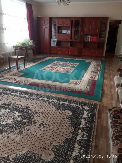 Продаю дом 6-ком. 150кв. м., этаж-1, 7-сот., стена кирпич, Шопоков геология топографическая 3а.