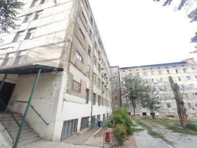 Продаю 1-комнатную квартиру, 26кв. м., этаж - 5/5, Московская 268/3.