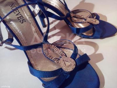 продаю новые басаножки. размер 36