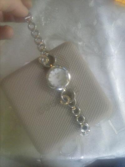 продаю часы