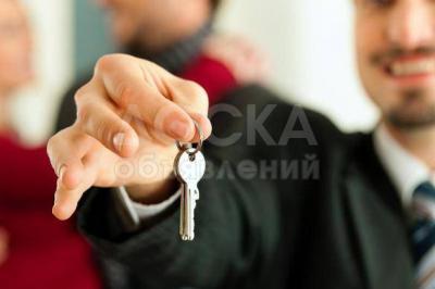 Продаю дом 3-ком. 75кв. м., этаж-1, 5-сот., стена кирпич, ж/м Ала-Тоо 1.