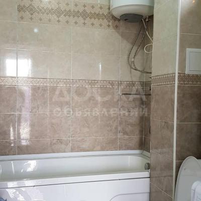 Продаю дом 5-ком. 180кв. м., этаж-2, 4-сот., стена кирпич, селекционное .