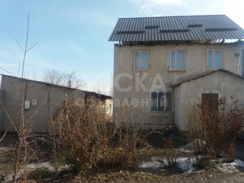 Продаю дом 6-ком., 128кв. м., этаж-2, 8-сот., стена кирпич, Бишкек.