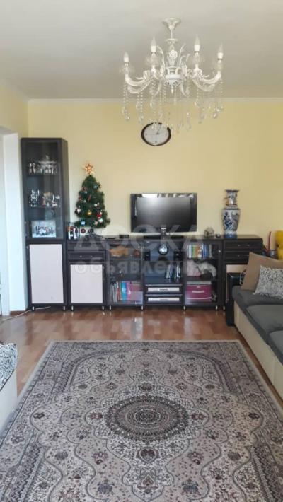 Продаю 1-комнатную квартиру, 40кв. м., этаж - 3/9, Мкр.Учкун.