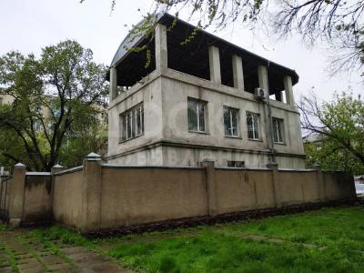 Продаю здание 212кв. м., Киевская / Бейшеналиева.