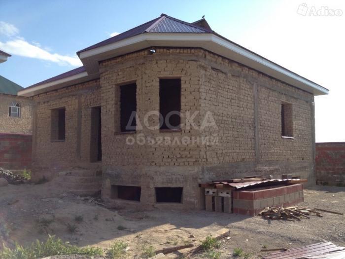 Продаю дом, 7-ком., 150кв. м., этаж-2, 5-сот., стена кирпич, Улицы пока что нету,