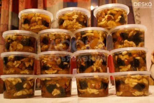 Продаю орехи с медом (изюм, курага и др.)