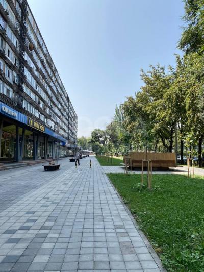 Продаю 2-комнатную квартиру, 53,8кв. м., этаж - 3/9, Пр.Манаса 61.