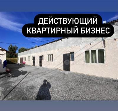 Продаю коттедж 11-ком. 700кв. м., этаж-1, 7-сот., стена другое, Учкун 9.