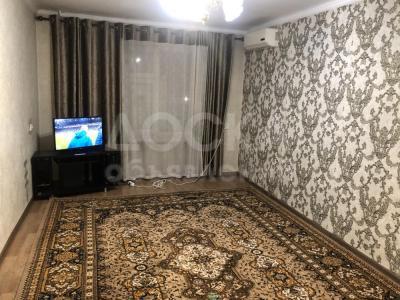 Продаю 2-комнатную квартиру, 42кв. м., этаж - 4/5, Пр.Манаса/киевская .