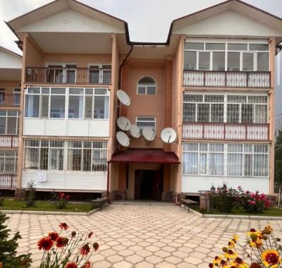 Продаю однокомнатную квартиру (студия) на ИК.